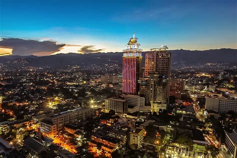 Crown Regency Hotel & Towers:Crown Regency .